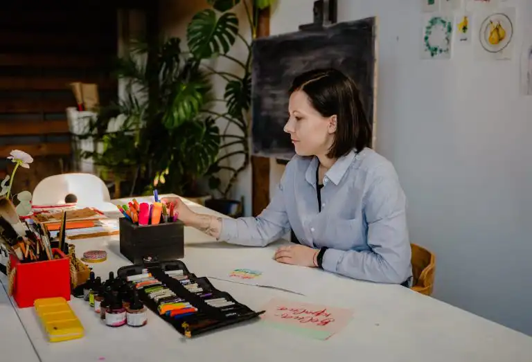 donna Graphic Designers